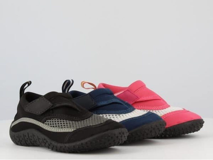 Picture of B145323 UNISEX RUBBER SOLE  BEACHWEAR SHOES